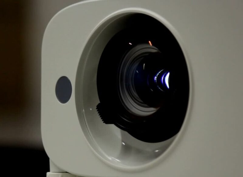 prikaz belog projektor za filmove